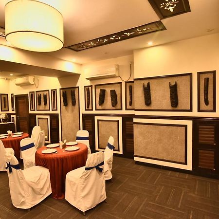Casa Broadway-A Boutique Hotel Calcutta Exterior foto
