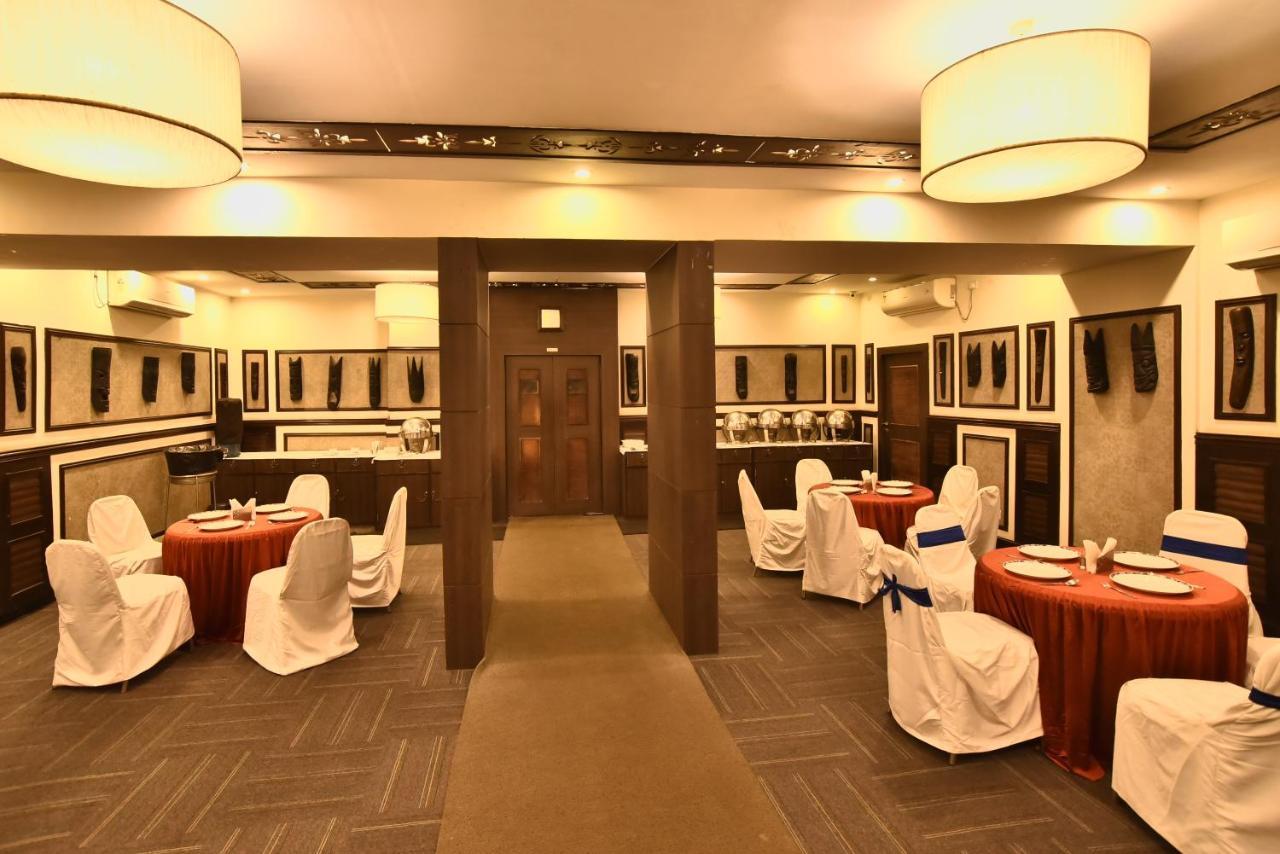 Casa Broadway-A Boutique Hotel Calcutta Exterior foto