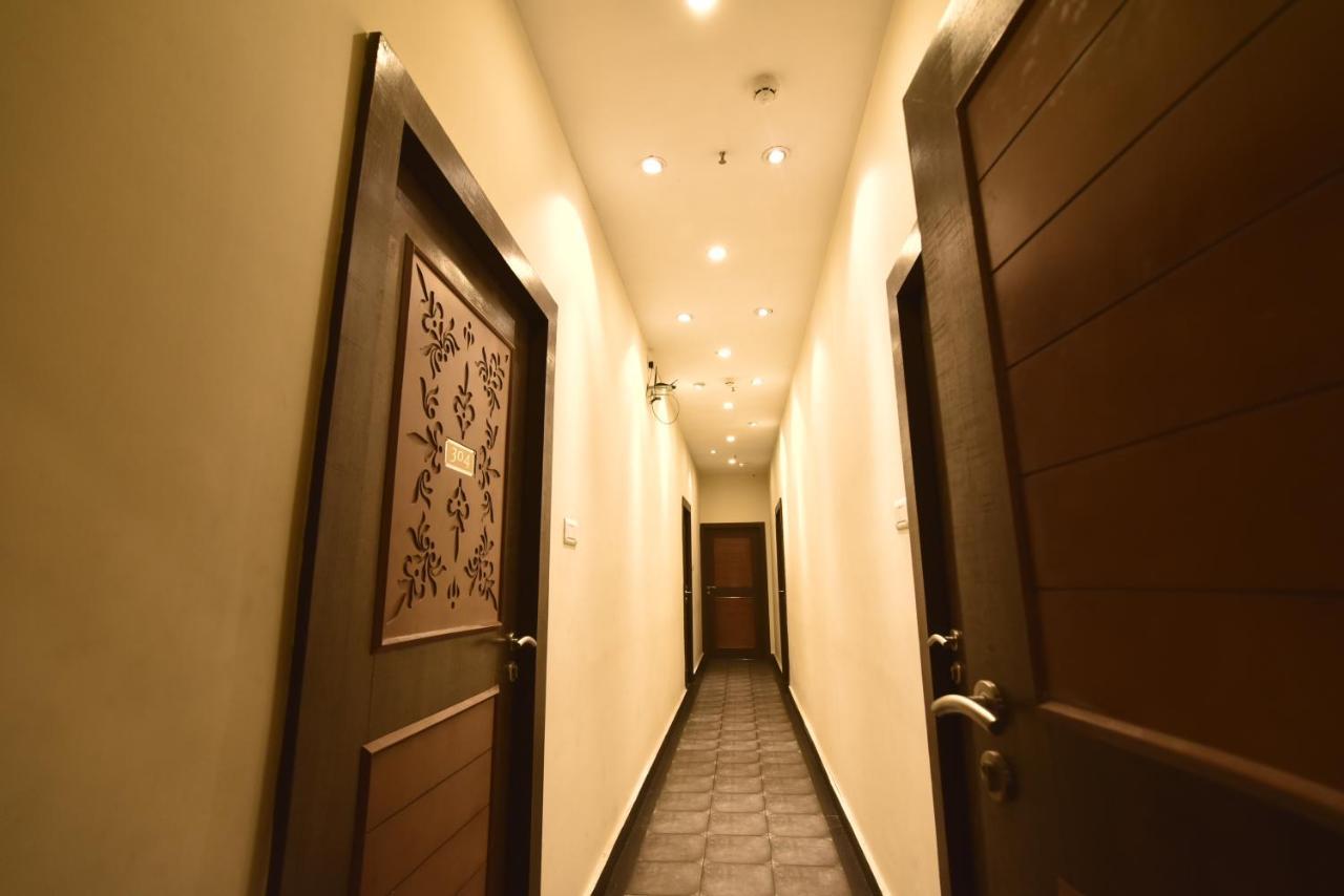 Casa Broadway-A Boutique Hotel Calcutta Exterior foto