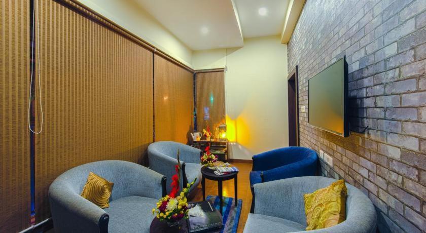 Casa Broadway-A Boutique Hotel Calcutta Exterior foto