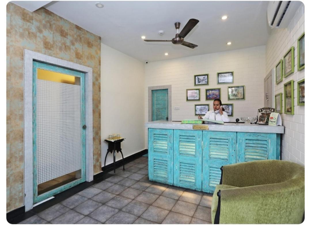 Casa Broadway-A Boutique Hotel Calcutta Exterior foto